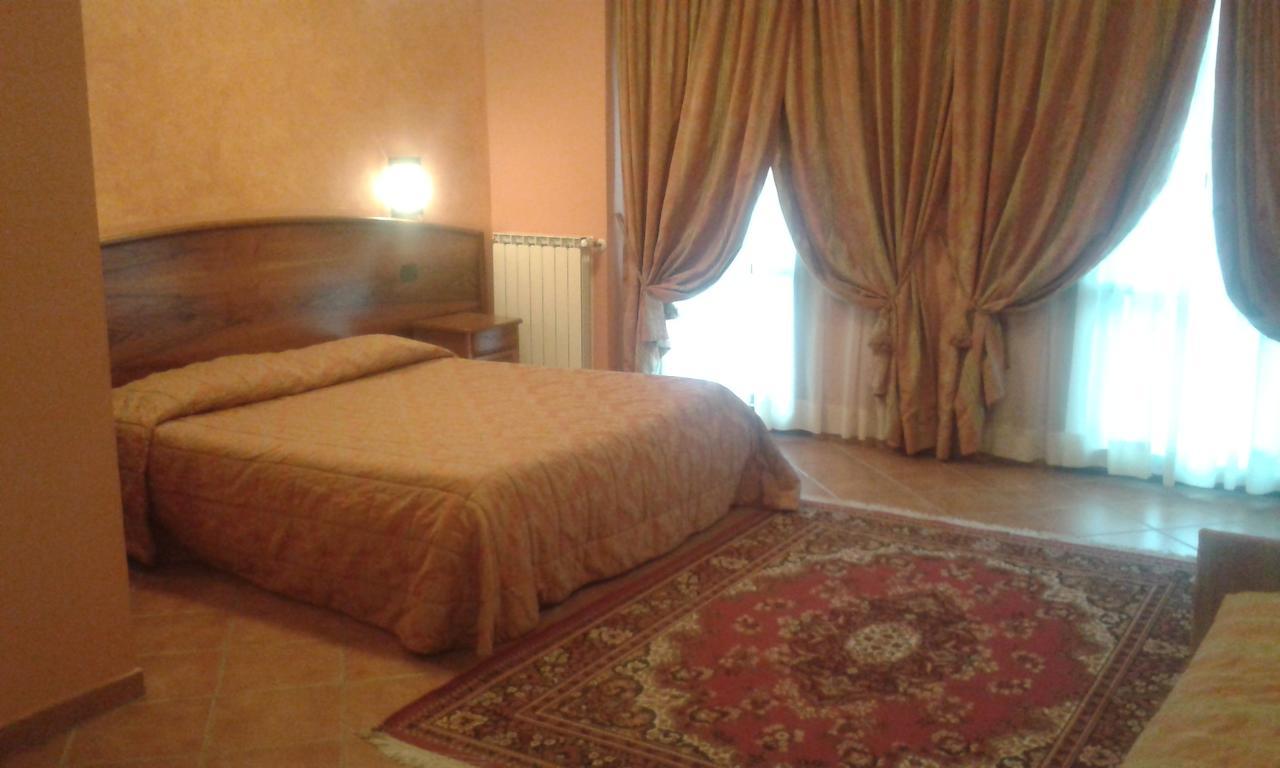 Hotel Cristallo Cerreto Laghi Room photo